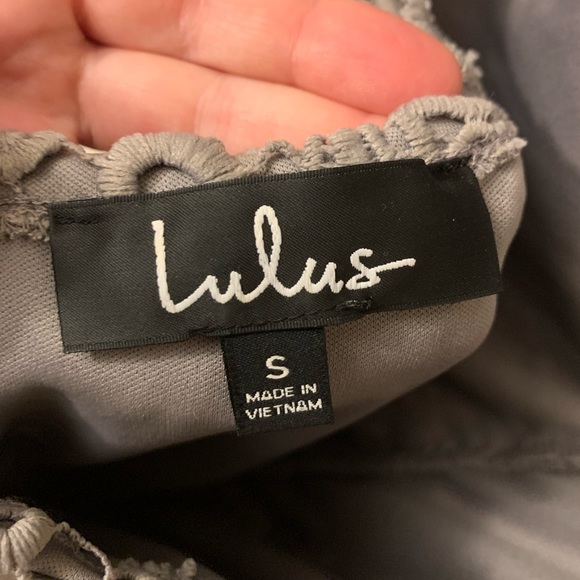 Lulus Lace Backless Dress Flattering Size Small - Picture 5 of 7